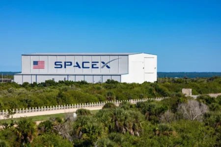 SpaceX (SPCX) 股价下跌2.16%，尽管星舰发射成功