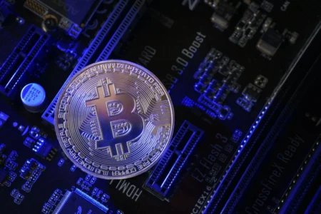 维塔利克·布特林驳斥比特币（BTC）安全担忧为夸大其词