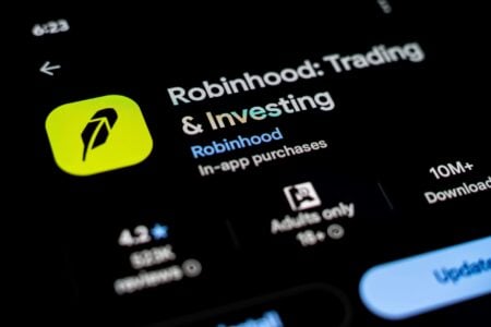 Robinhood（HOOD）股价因与Crypto.com达成战略合作而飙升3%