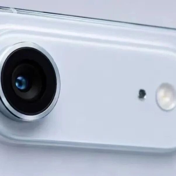 iPhone Air这出戏，最尴尬的不是卖不动，是全行业都看懂了它在试错