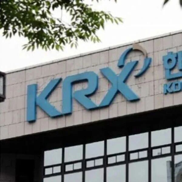 韩国股市暴跌超8%触发熔断机制