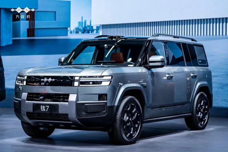 方程豹钛7 以技术平权掀起25 万级SUV 价值重构