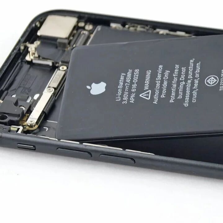 欧盟真要逼iPhone换电池盖？别急，这事被传歪了