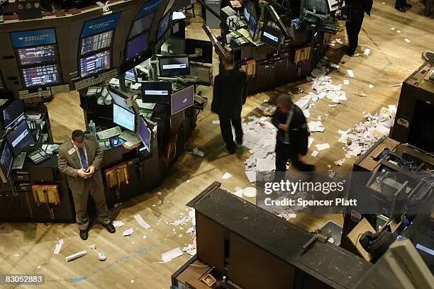 7,246 Financial Crisis Wall Street Stock Photos, High-Res Pictures, and  Images - Getty Images