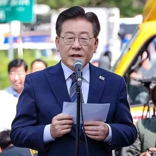 韩国突然做出一个决定，日本高兴坏了：挑战中国的希望终于来了？