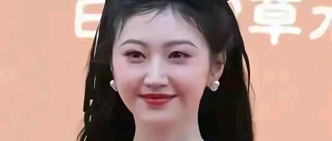 被孙宇晨曝"私密事"后，"一言不发"的景甜，不再顾及所谓的体面，选择了彻底沉默。