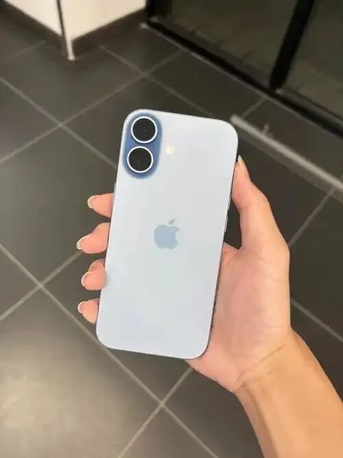 iPhone 17标准版续航实测:日用能撑,但重度用户别想太美