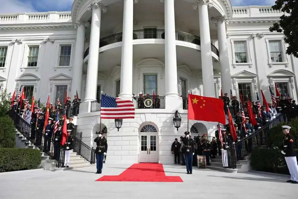 习近平主席在欢迎仪式上发表致辞