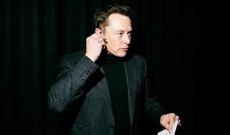 SpaceX的AB面:星链日赚1800万,AI日烧1.7亿